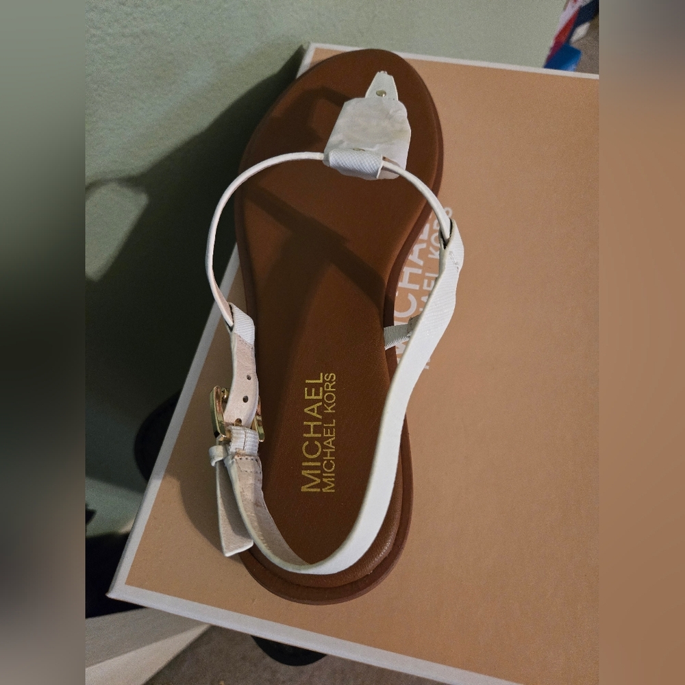 Michael Kors Gold and White Sandals - Picture 2 of 4